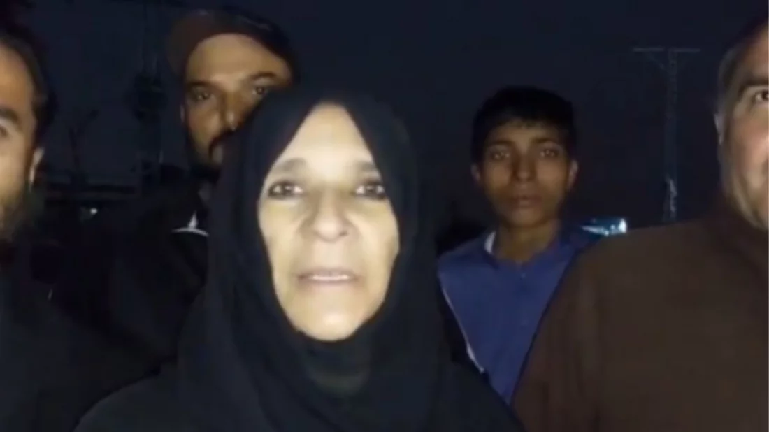 ইমরান খানকে মানসিক নির্যাতন করা হচ্ছে: কারাগারে সাক্ষাতের পর বোন উজমা